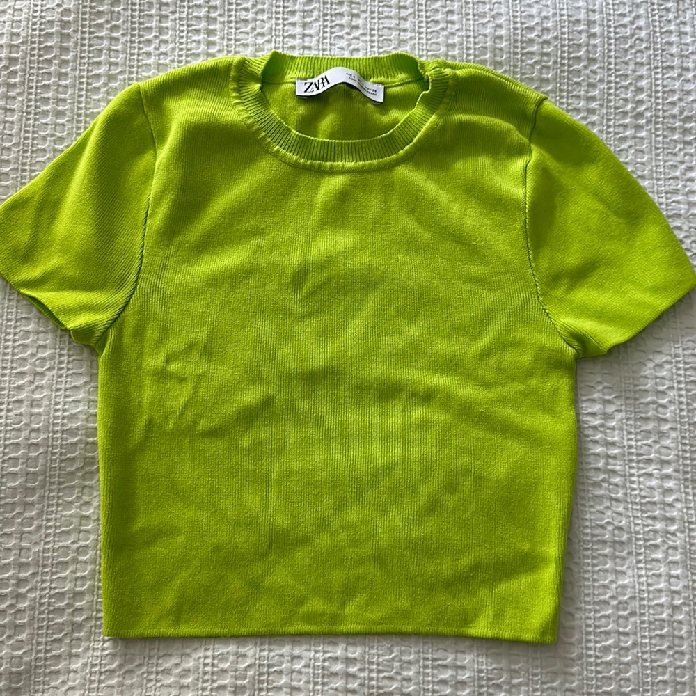 Bright green zara top
